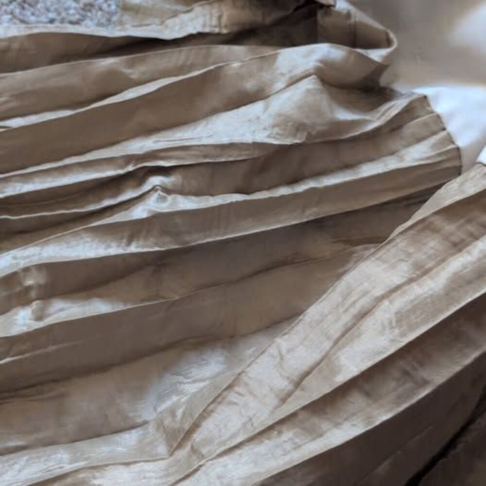 Queen Size 60x80 Gold Bedskirt - Picture 3 of 6